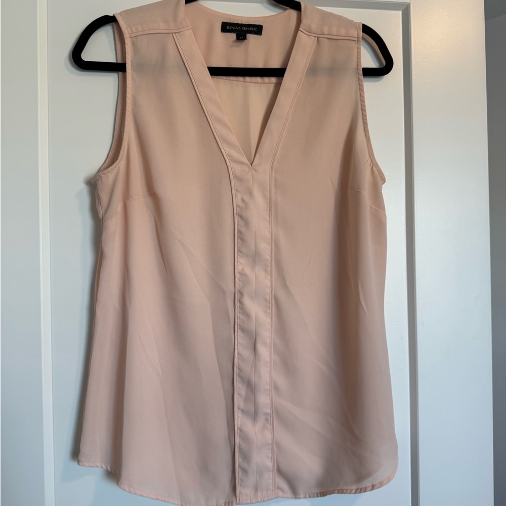 Banana Republic Light Pink Sleeveless Blouse